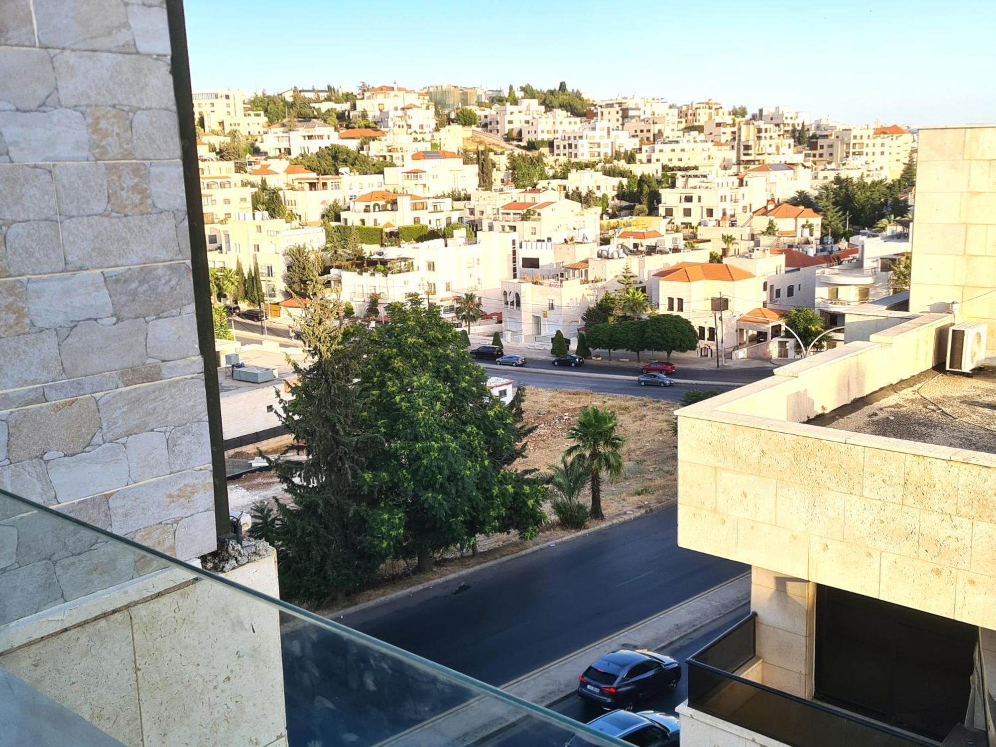 Dair Ghbar Gate Apartments Amman Camera foto