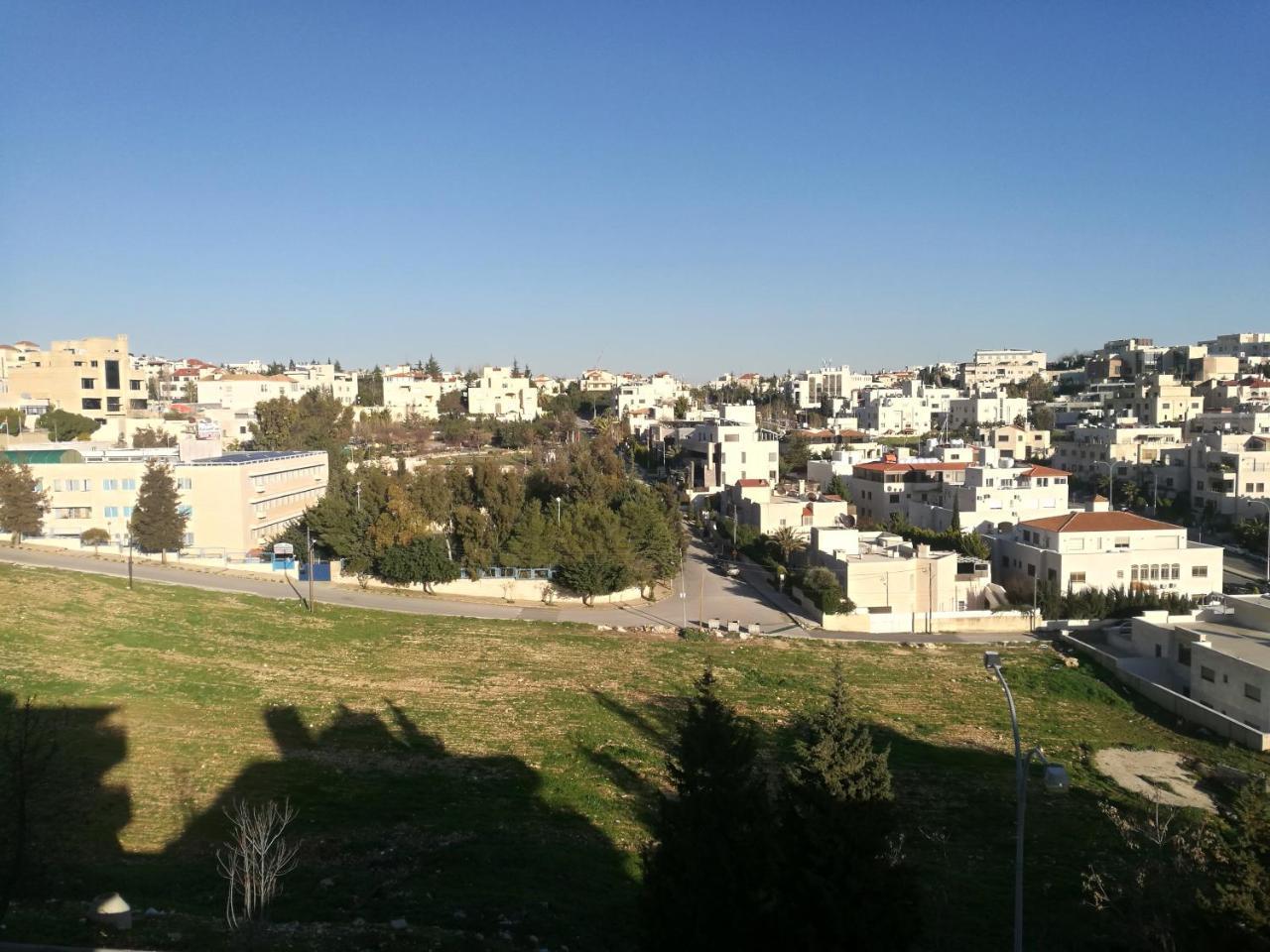 Dair Ghbar Gate Apartments Amman Esterno foto